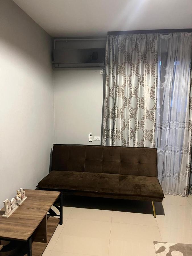 Апартаменты Beachside Studio Mamaia Nord Нэводари Экстерьер фото